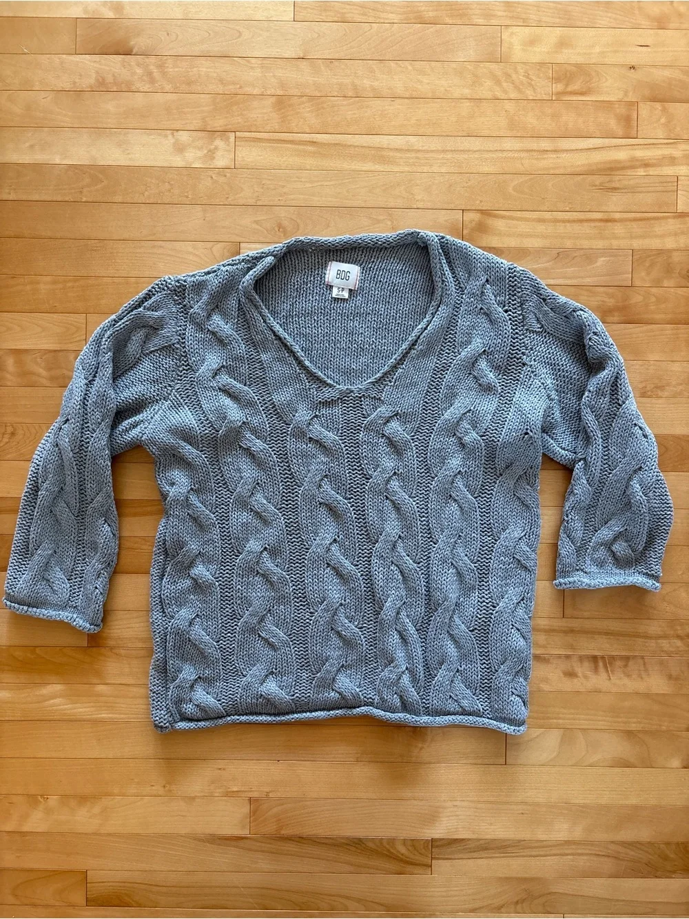 UO BDG Skylar Oversized Cable Knit Pullover Sweater - Size Small - Never Worn - Picture 2 of 8